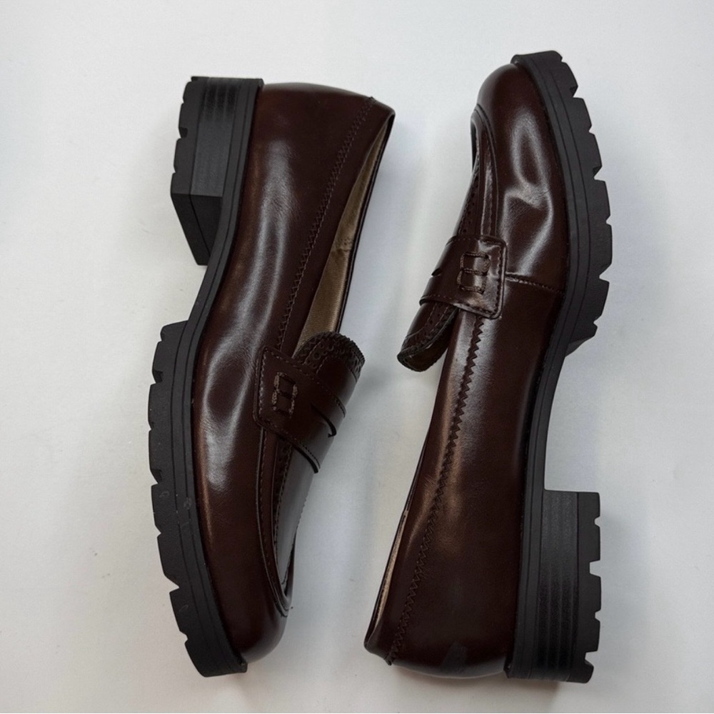LifeStride Women's London 3 Lug Sole Penny Loafers- Size 6M